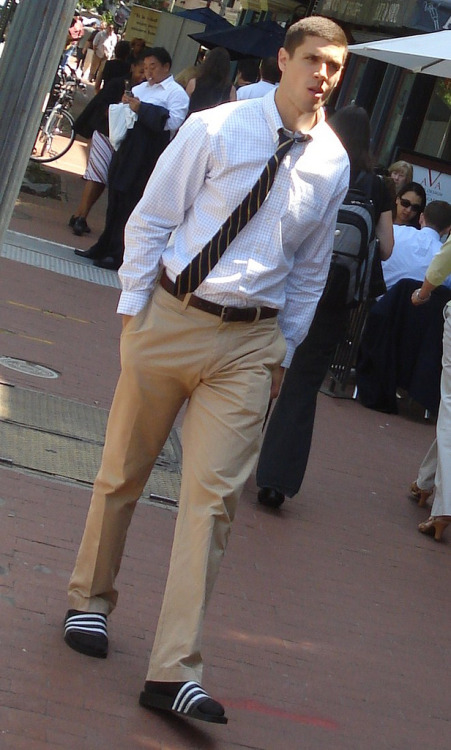 realcandidmen:Capitol Hill casual