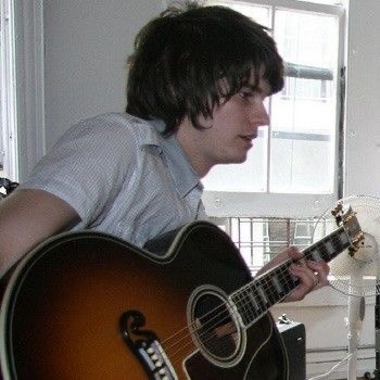 ingerardsbathro0m - Swaggy McCoy(Ray Toro fan)