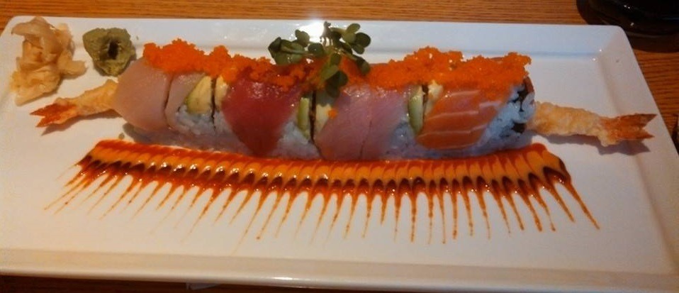 reddlr-food:  Incredible Rainbow Roll 