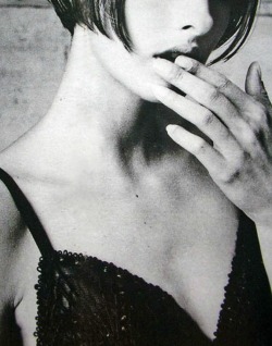 lalinda-evangelista:  Linda Evangelista by