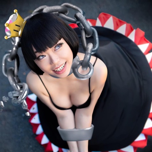 bowsettesworld:   COSPLAY FEATURE ½   COSPLAYERS: adult photos