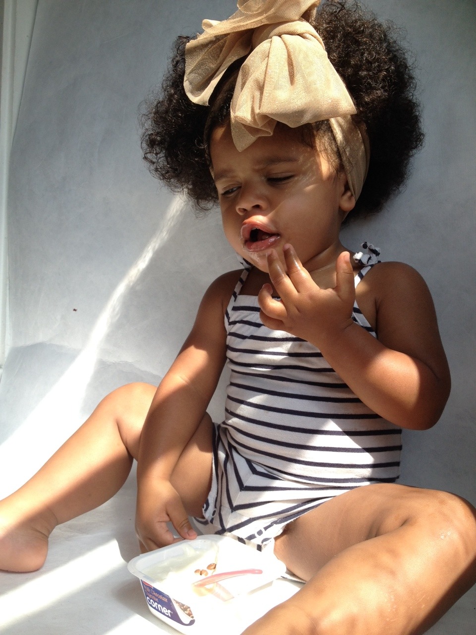 mookie-is-mindless-for-girls:  babycakesbriauna:  Precious little smush elegantpaws