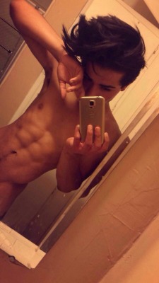 those-cute-boys:  More cute boys here: those-cute-boys