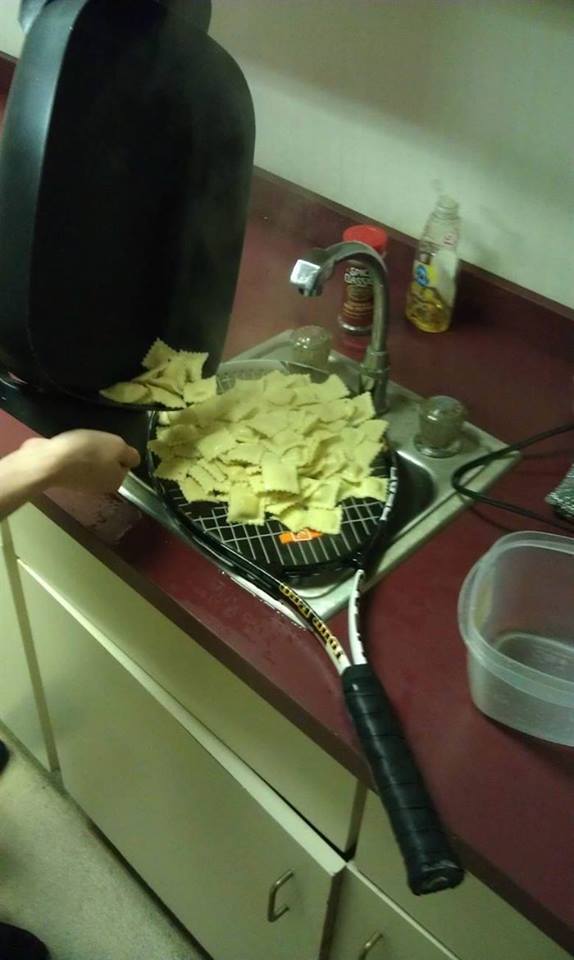  Cocina universitaria.    