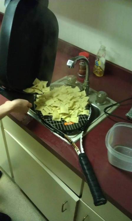  Cocina universitaria.  