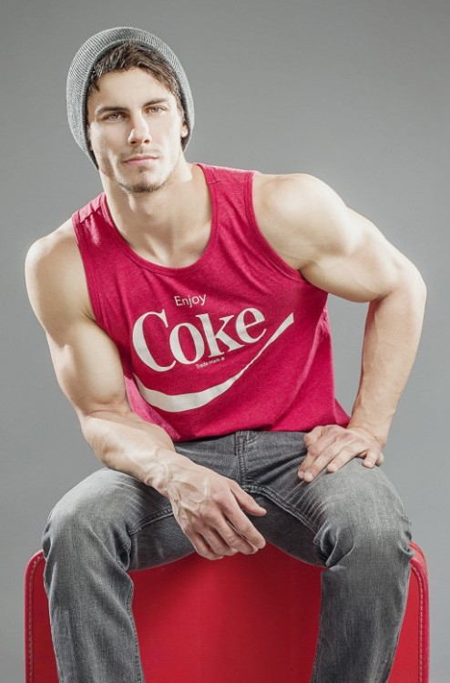 Sexy muscle guys