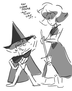 crystalwitches:  rebeccasugar: Happy Halloween!!! 