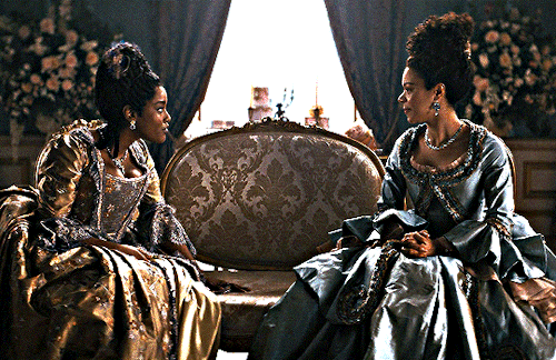 YOUNG QUEEN CHARLOTTE  And YOUNG LADY DANBURY QUEEN CHARLOTTE: A BRIDGERTON STORY (2023)