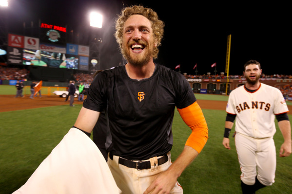 justafreakyvenezuelangirl55:  “Hunter Pence receives ‘Happy Birthday’ shout