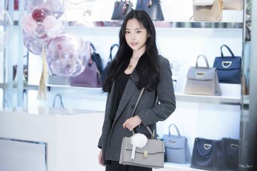 Son Na Eun (A Pink) - Samantha Thavasa Photo Wall Event Pics