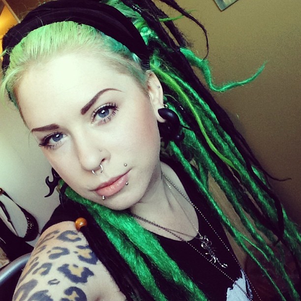 megan-suicide:  Green dreadies 