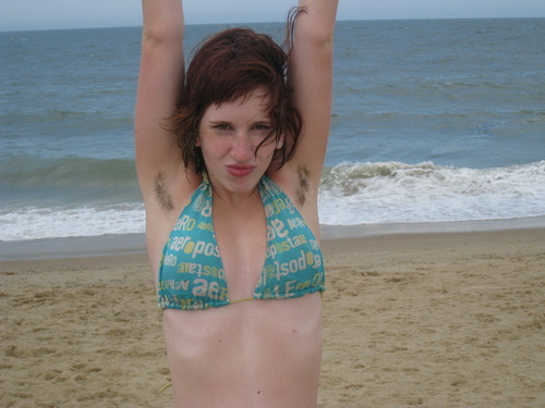 amc7465:  allnaturalwomen:  Young and Hairy Pits Series  Mmmmm  I have just once