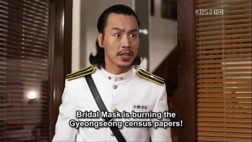zaruba-needslove:  Since in Bridal Mask you don’t usually get much funny scene…. and then this happens.Other officers: Sir! Bridal Mask’s doing stuff!Shunji: Eh? But Bridal Mask is here!Gangto: <I’m so innocent~~~>*repeat 2 more times*[LIFE