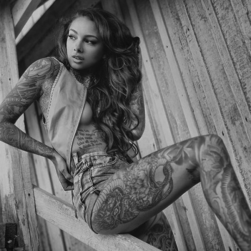 tattooedladiesmetal:  Cleo Wattenström