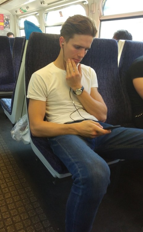 Oops, busted! @everydayhotness@metrocrush@guysontransit@tubecrush