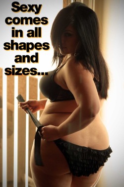 Yes it does I love and I love em curvy