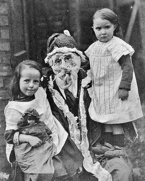 Costume de Père Noël, années 1900.