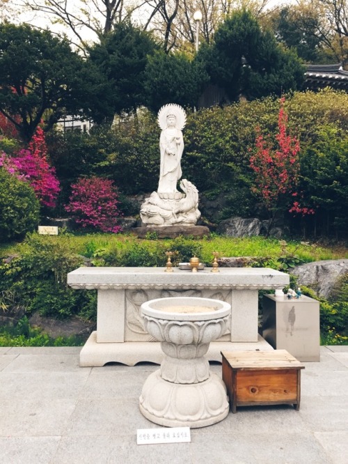 Bongwonsa Temple (봉원사), Seoul, South Korea© 