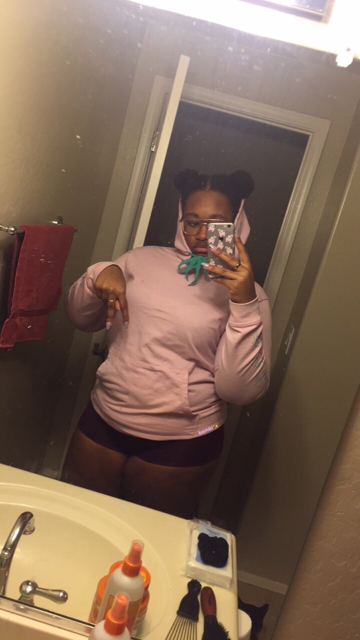 ohhfuxk:  thick young tender,,ain’t no pyt🌸✨🍑