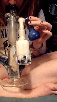 preslavv:  Bongs &lt;3 &lt;3 &lt;3 &lt;3