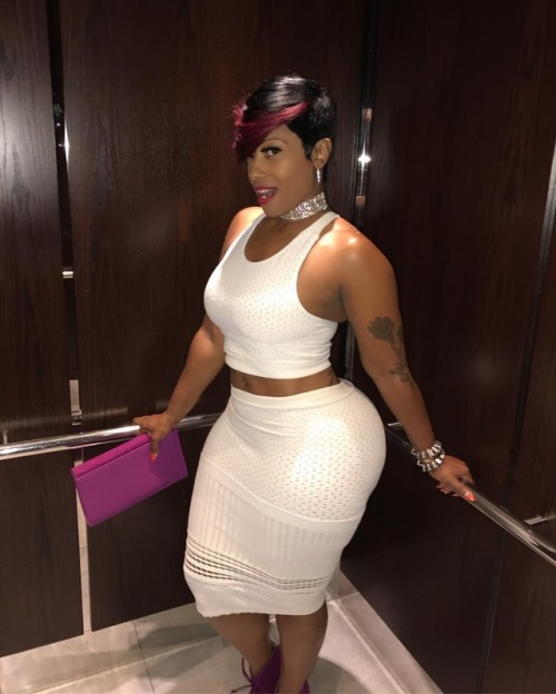 thicksexyasswomen: thequeencherokeedass: I had a blast Columbus Ohio !!! Connectpal.com/darealcherok