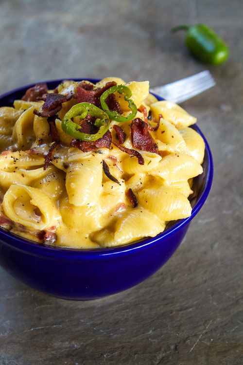foodluxury:  Love Food? This blog is for you. 