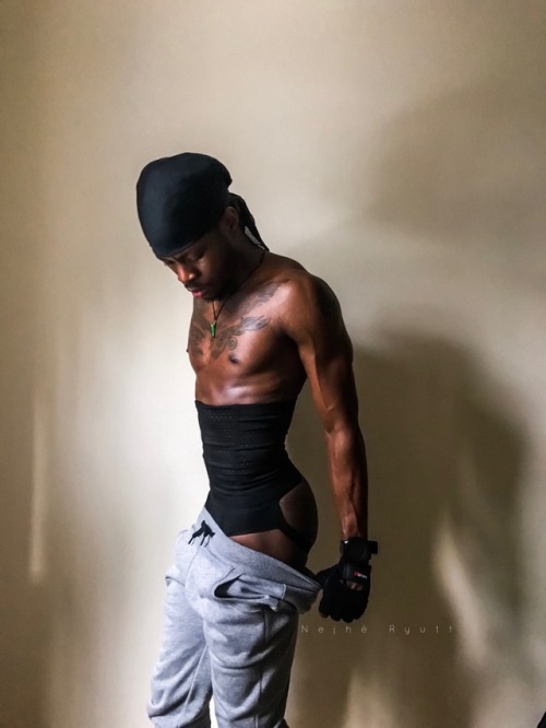 bamchu: nejhe:   GET WITH THE MOVEMENT!  IG @NejheRyutt (Personal)🔥      @Rebel.Nation (Photography)📸  Snapchat: TheeKingRebel 👌🏾 Twitter.   @NejheRyutt 🐥   Bae 