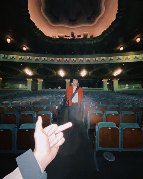 jonahmarais - london show tonight. thanks for the pics( 2 days ago)