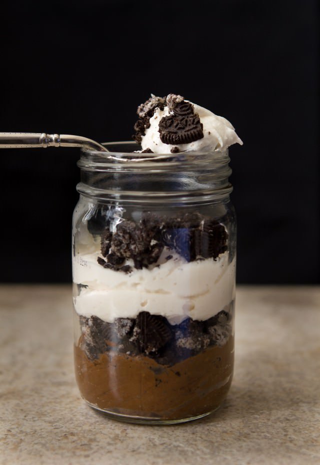 fullcravings:Oreo Mousse Dessert Jars