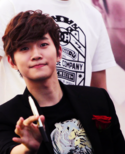2pmyoja:  Junho In Yeongdeungpo Fansign 