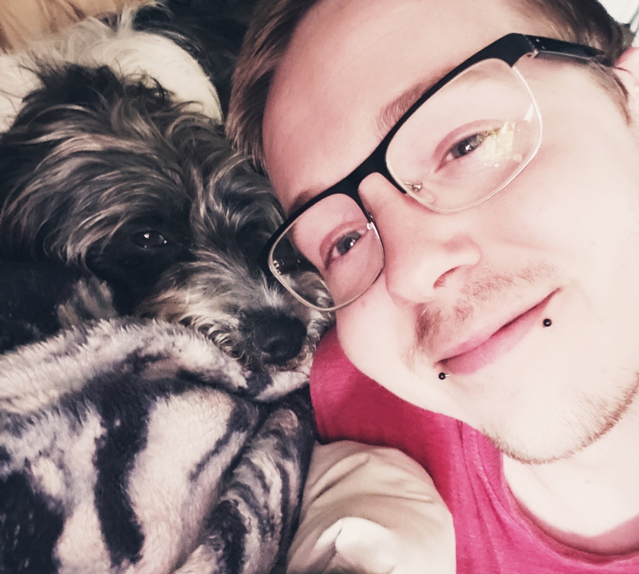 my-life-be-like-guillaume:🐶🥰My little flo 