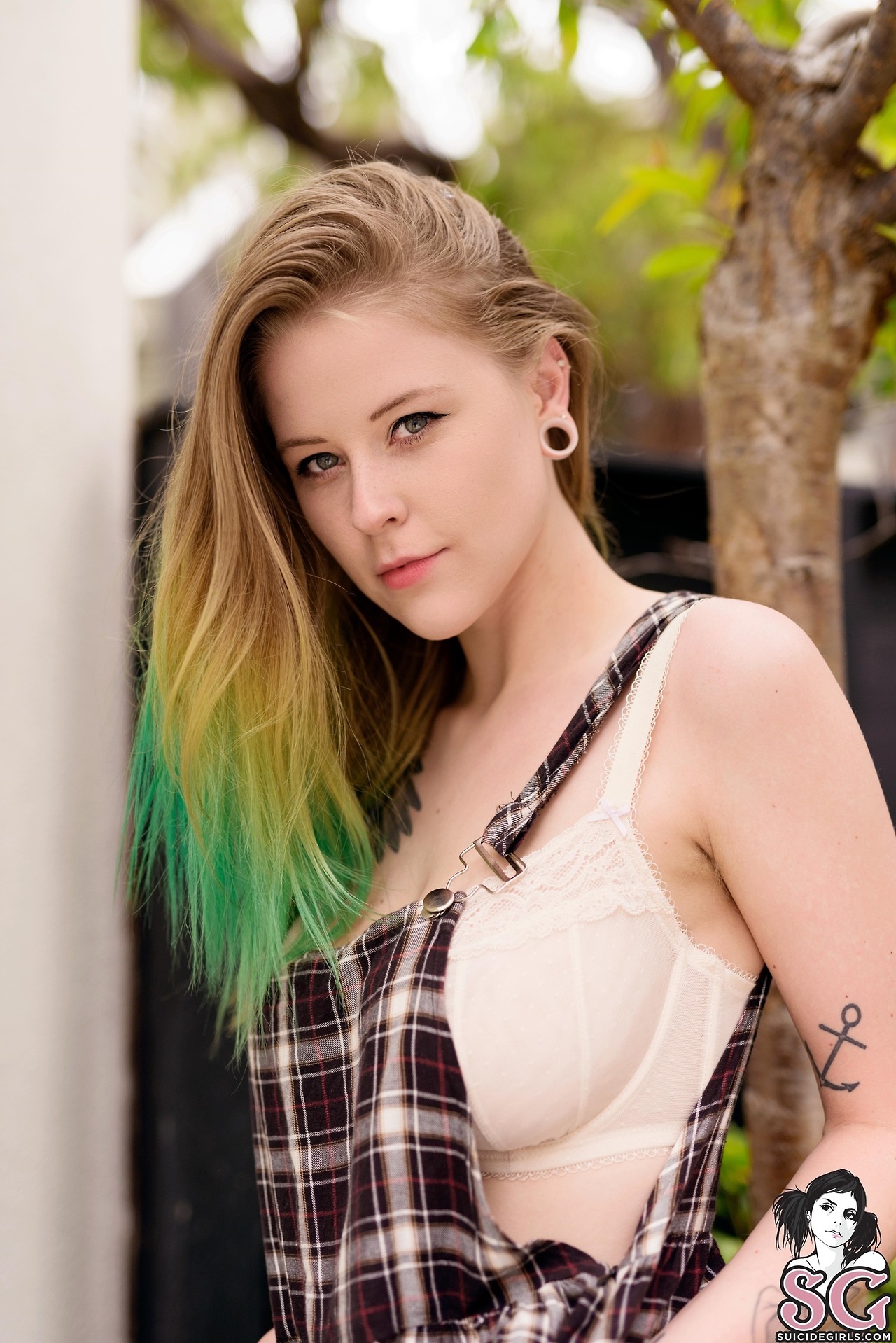 nakedsuicidegirls:  Budfairy - Girl Next door