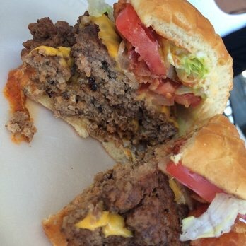 whatlifetimeisthis:  thotdreyhepburn:  blkoutqueen:  jiahpleasechill:  afro-arts:  Ann’s Snack Bar  ✨Home of the world famous Ghetto Burger!✨  Atlanta, GA  CLICK HERE for more black owned businesses!   B I T C H  Yo wait this is where I live  Miss