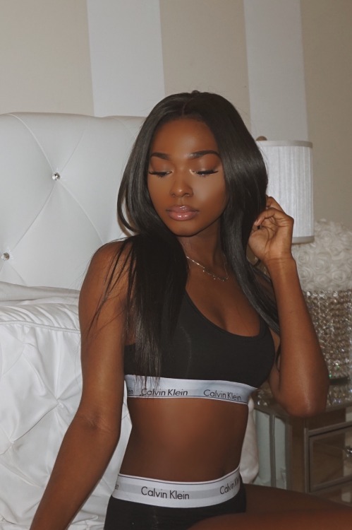 XXX givememorgann:  skin so brown. photo