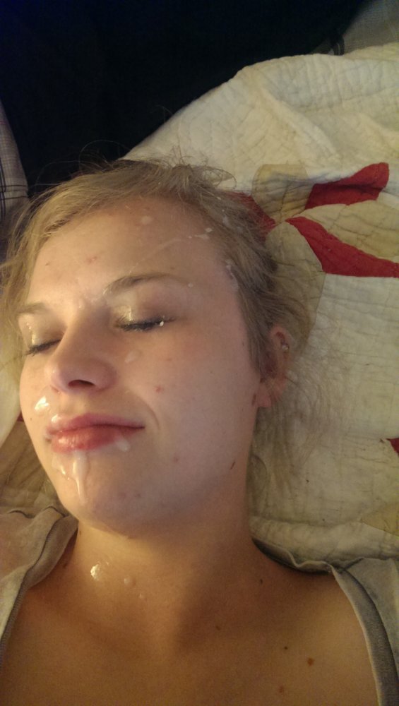 letmepostyouramateursex:  When we say we want a freak ladies. This is what we mean…..
