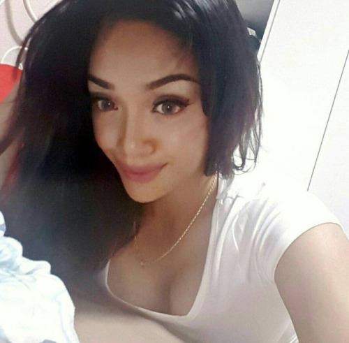 singa-putas: Admira adryana (fan submission)