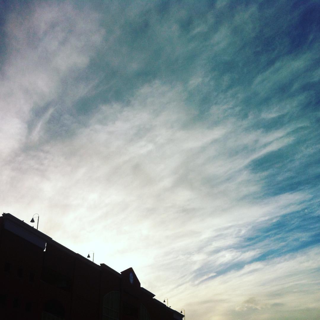 #Sky #Clouds #Cirrus #Blue #Bayamon #PuertoRico (at Santa Rosa Mall)