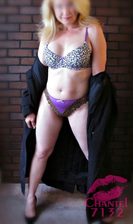 chantel7132:  Feeling extra playful in these…maybe its the animal print- never done animal print lingerie.  ;-)   Part TWO REBLOG to share if you think Chantel has gone a little wild.  xoxo  chantel7132 that ass is very nice