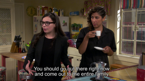 One Day at a Time, The Funeral (S03E01)