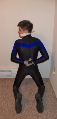 thesidekink:gman8472:  straightsuperherosubdued:  thesidekink:  500 posts! So granted not all of my posts have been mine (alot are re-blogs) but still broke the 500 mark. Woot Woot. In celebration I give you some new Nightwing photos of me.   a  Very