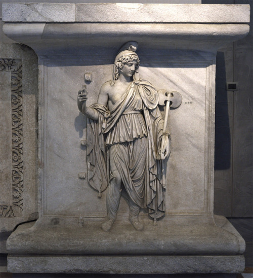 theancientwayoflife: ~ Personification of the Phrygia province; Relief of the Temple of Hadrian on C