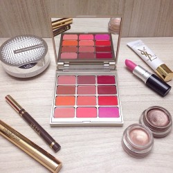 makeupbox:  Got a huge crush on #Stila’s