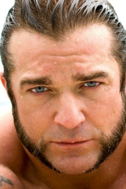 sdbboy69:  Want to see more? Check out my archive at http://sdbboy69.tumblr.com/archive  Take me big daddy