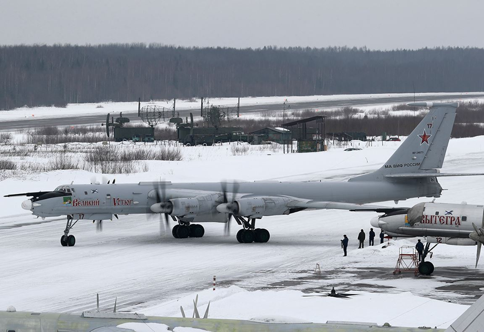 planesawesome:   Tu-95  