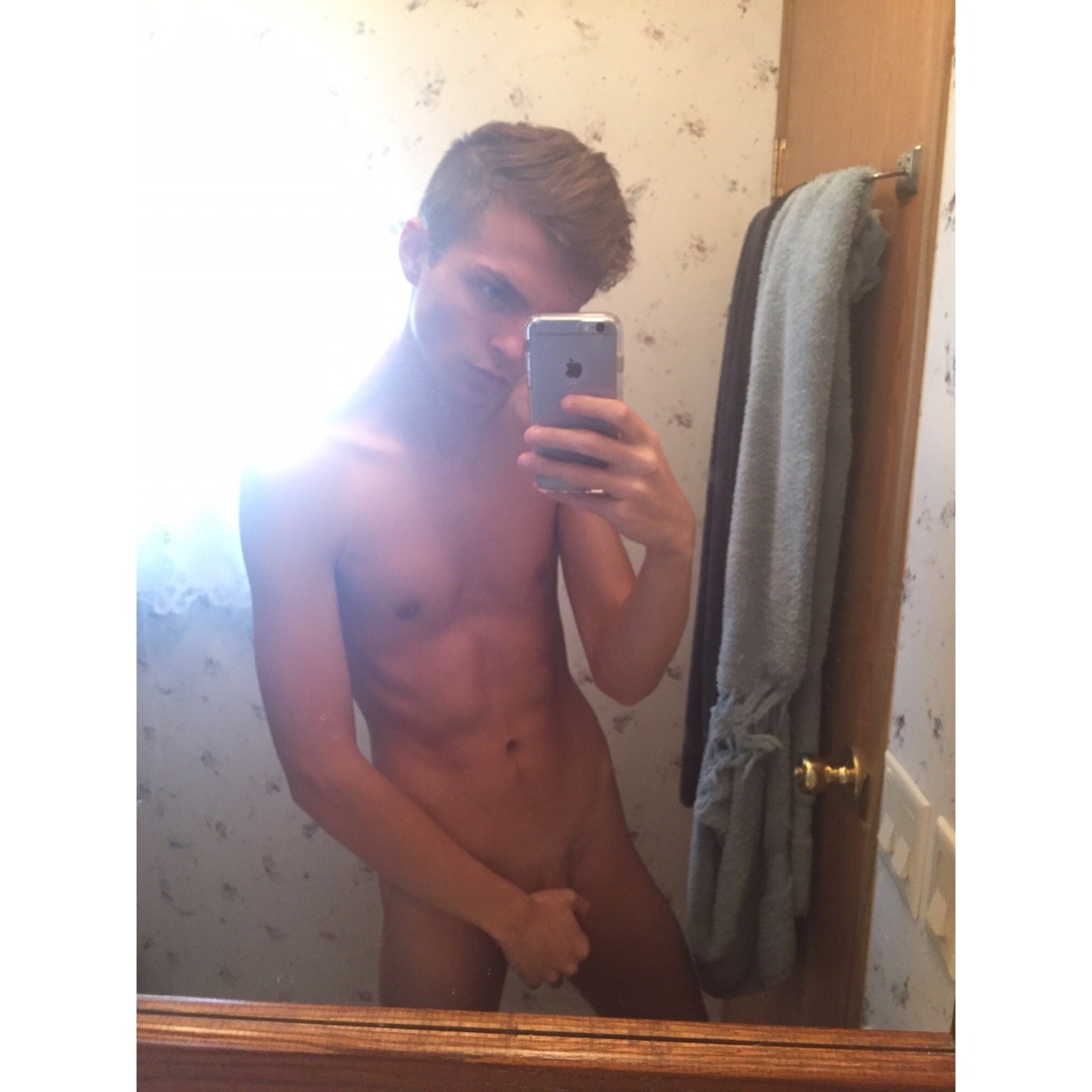 funkdaddy97:  I came to slay BITCH 👅  snapchat: Drew-Funk Instagram: Funkdaddy97