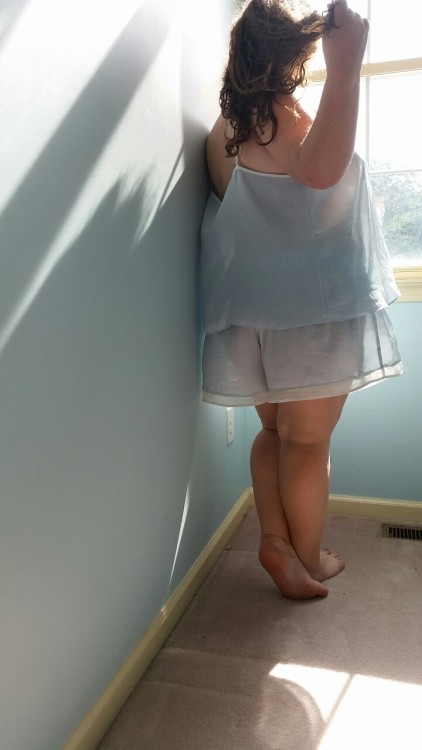 a-teal-owl:  Goodbye house.. you certainly weren’t my first choice..but we muddled through