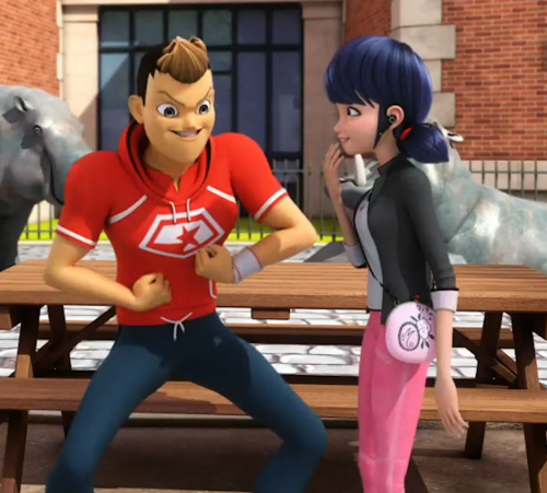 miracurefladyblog:Kim + Marinette reftell me they’re work-out buddies or something