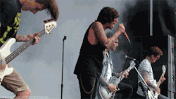 ifimyoursalvation-welcometohell:  Sleeping With SIrens at Brisbane Soundwave 2013 