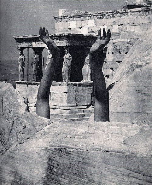 poetryconcrete:Isadora Duncan at Erechtheum, photography by Edward Steichen,1920, in Athens, Gr