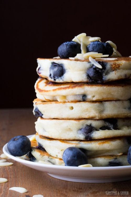 intensefoodcravings:Extra Fluffy Blueberry Almond Pancakes | Sweet Peas and Saffron